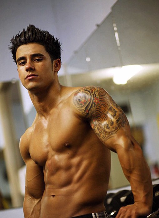 sexy men with tattoos sexy men with tattoos